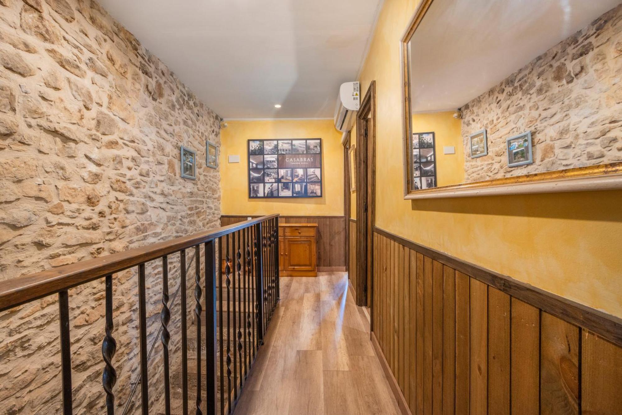Casabras Rural Villa Claravalls ภายนอก รูปภาพ